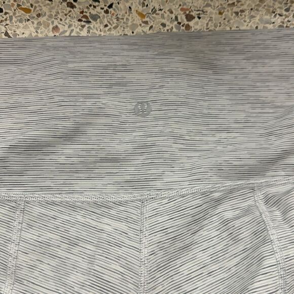 Lululemon white gray grey high rise waist leggings Wunder Under 6 - Picture 2 of 5